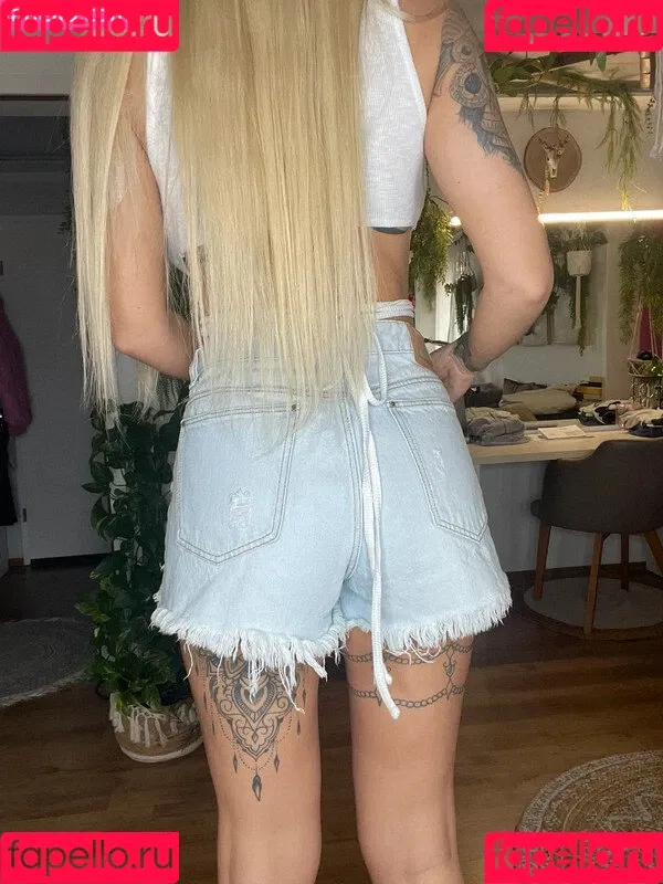 mariela_ella Onlyfans Photo Gallery 