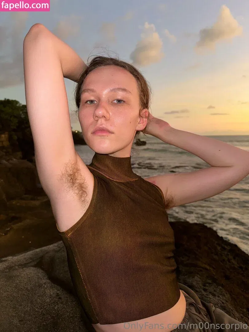 m00nscorpio Onlyfans Photo Gallery 
