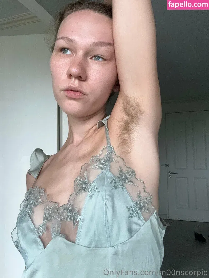 m00nscorpio Onlyfans Photo Gallery 