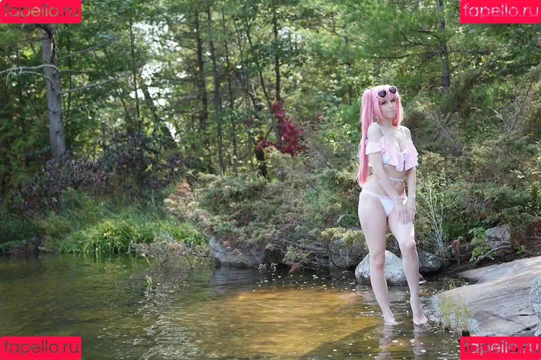 Little Finch Cosplay Onlyfans Photo Gallery 