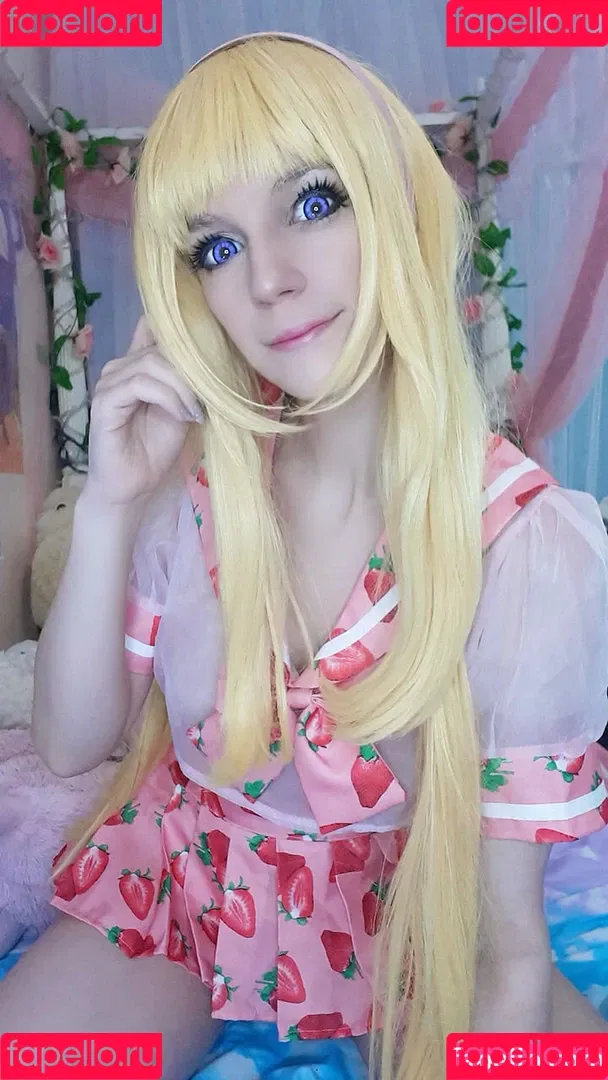 Little Finch Cosplay Onlyfans Photo Gallery 