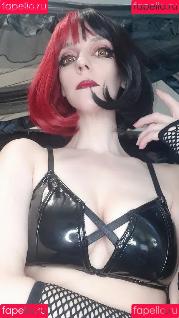 Little Finch Cosplay Onlyfans Photo Gallery 