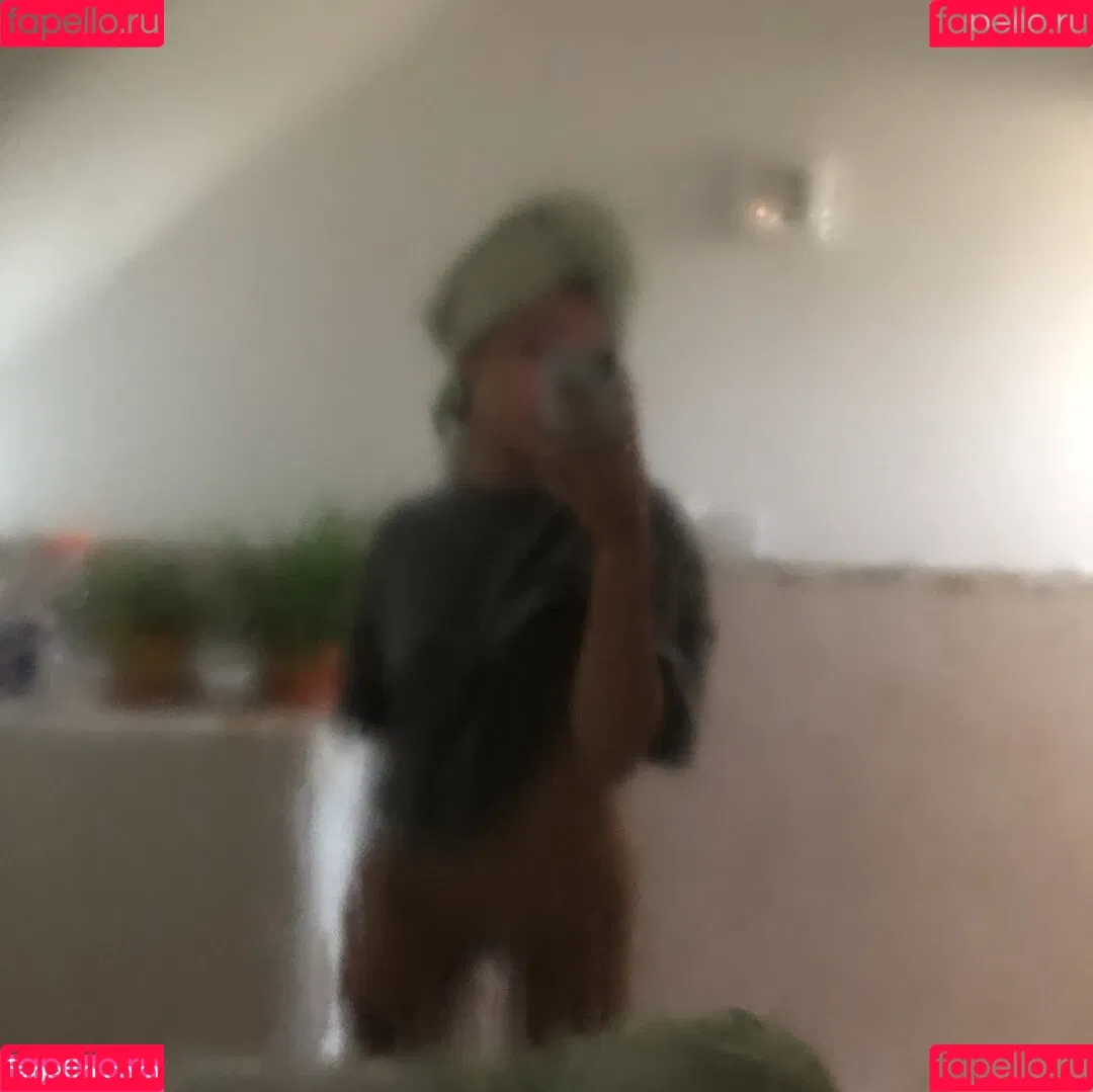 caandy Onlyfans Photo Gallery 