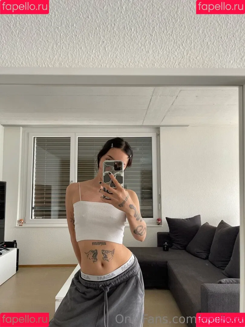 caandy Onlyfans Photo Gallery 