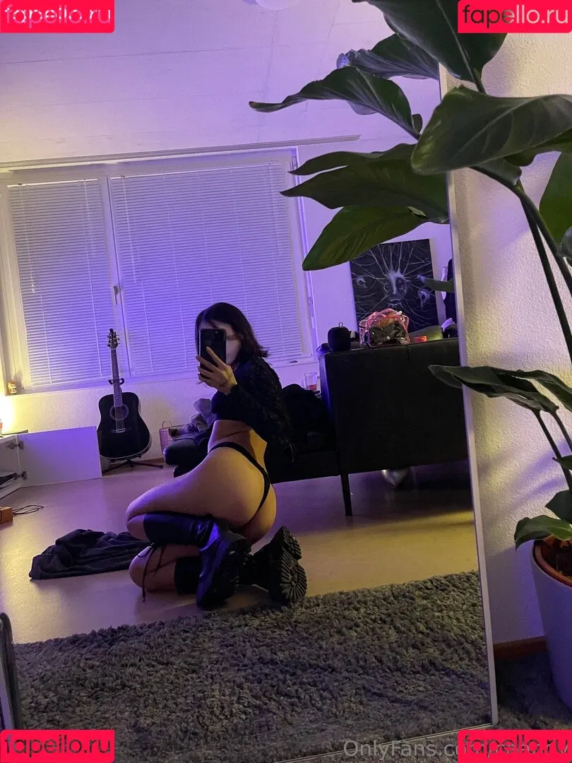 caandy Onlyfans Photo Gallery 