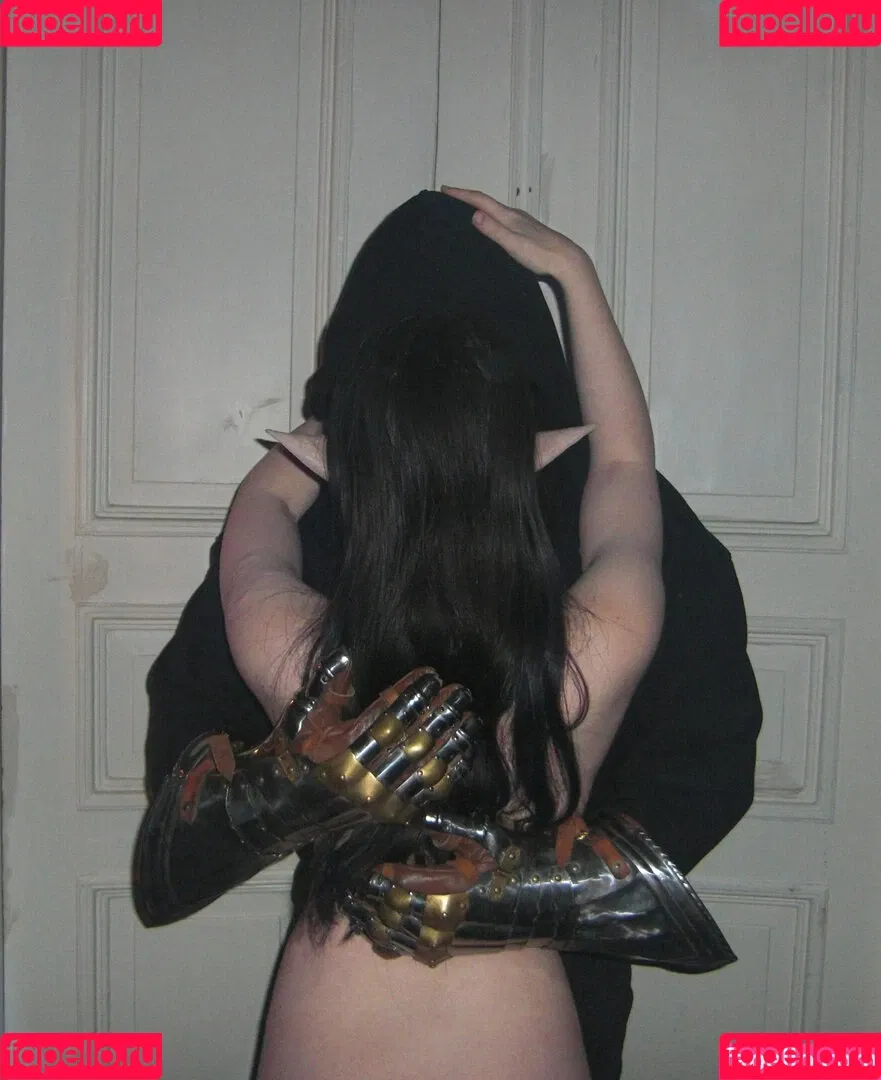 Armoured Elf Onlyfans Photo Gallery 