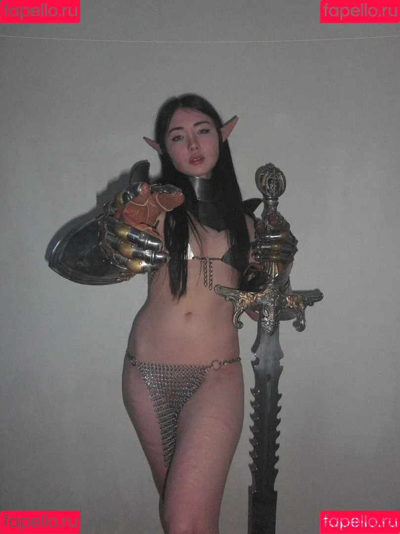Armoured Elf Onlyfans Photo Gallery 