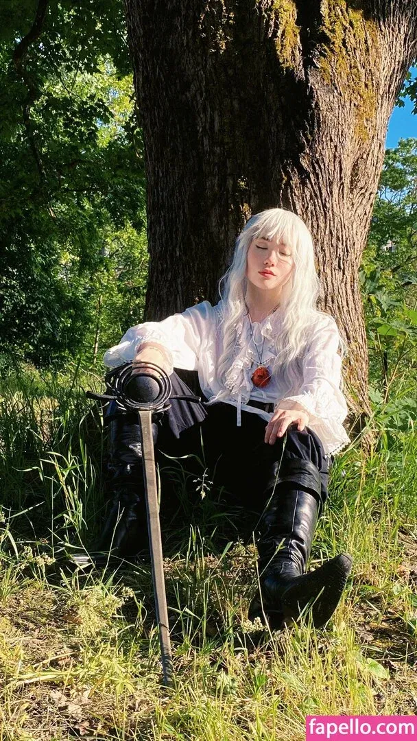 Armoured Elf Onlyfans Photo Gallery 