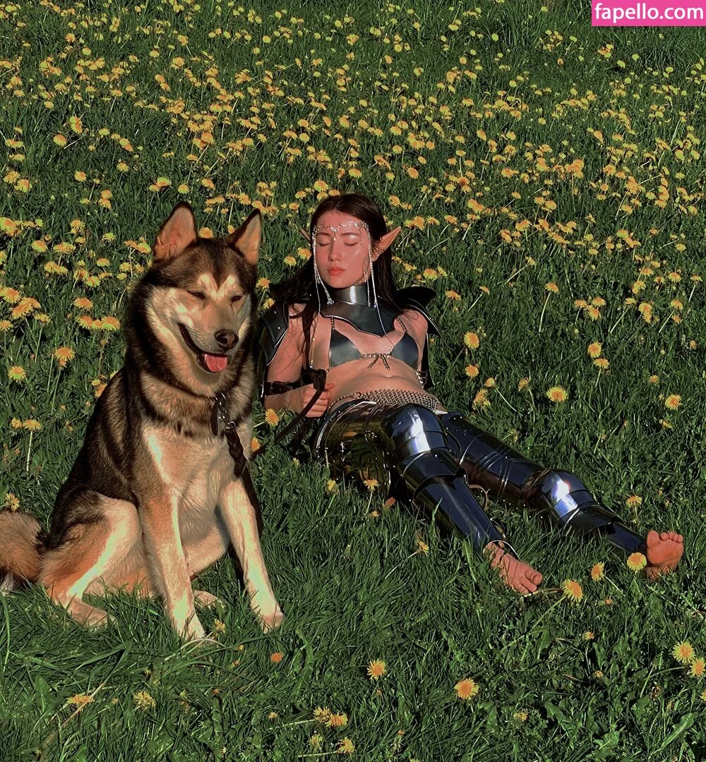 Armoured Elf Onlyfans Photo Gallery 