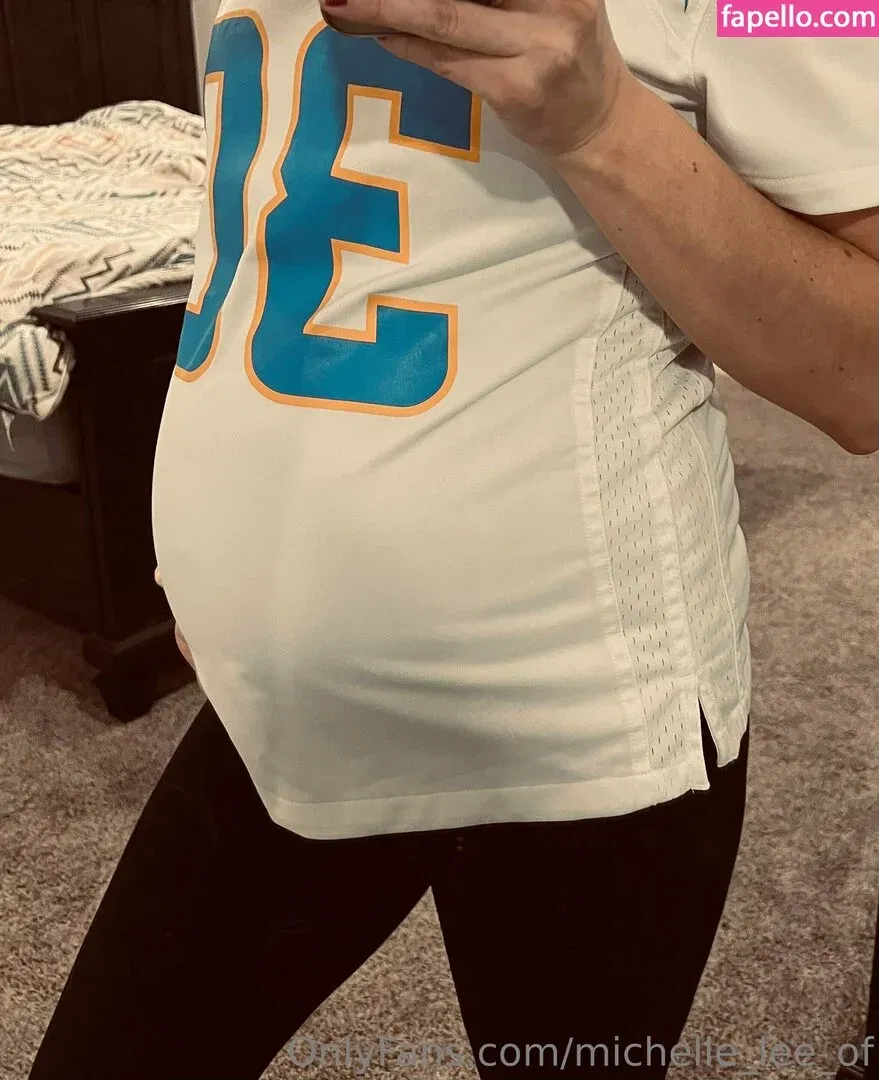 barefitmommy Onlyfans Photo Gallery 