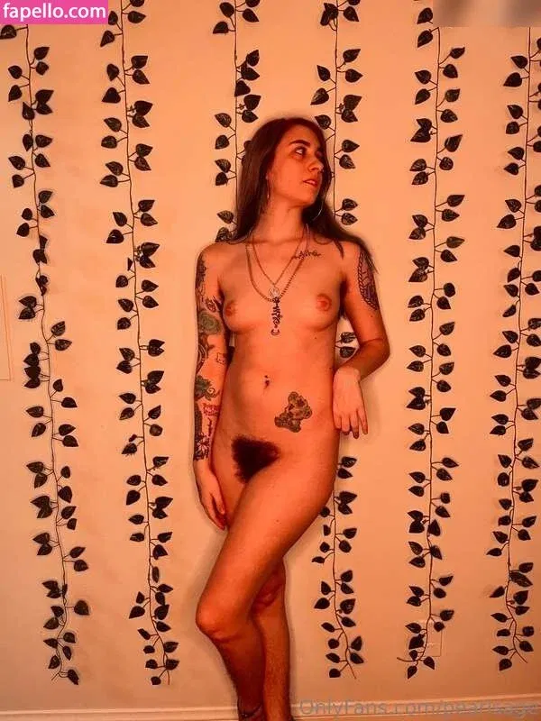 Pearl Sage Onlyfans Photo Gallery 