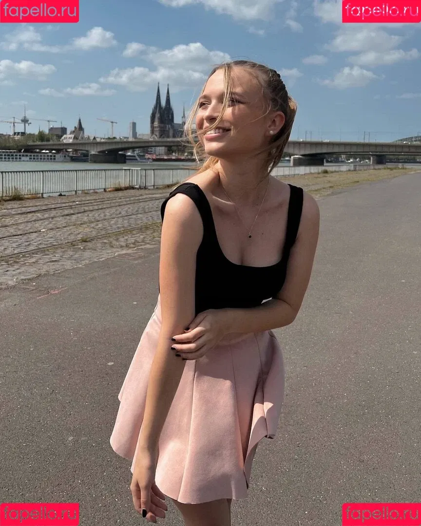 Lisa Küppers Onlyfans Photo Gallery 
