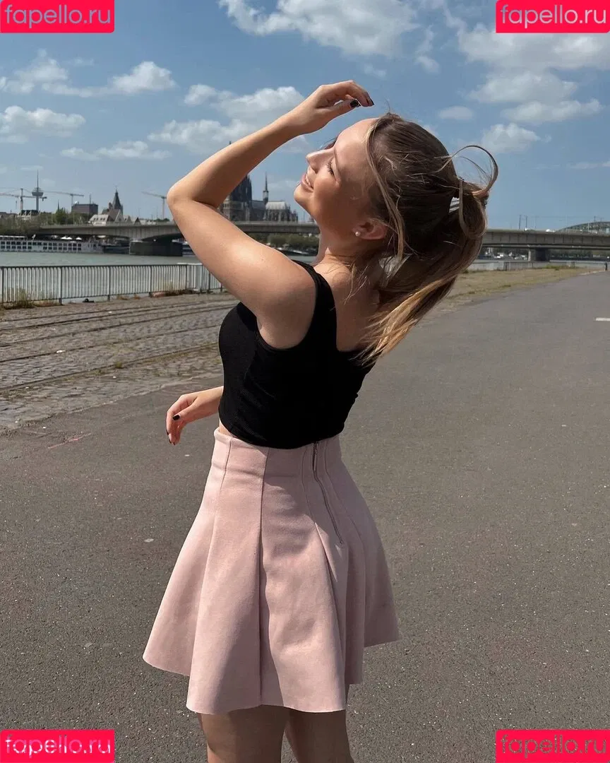 Lisa Küppers Onlyfans Photo Gallery 