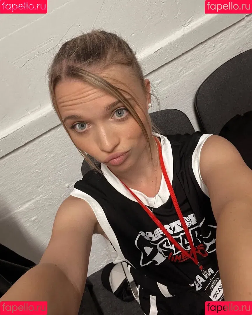 Lisa Küppers Onlyfans Photo Gallery 