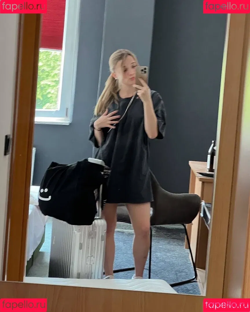 Lisa Küppers Onlyfans Photo Gallery 