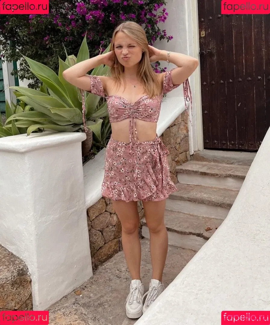Lisa Küppers Onlyfans Photo Gallery 