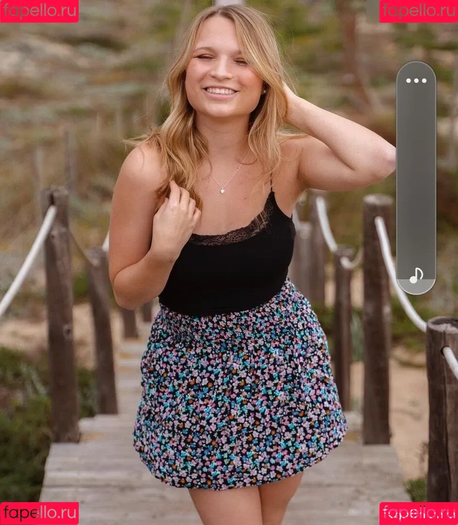 Lisa Küppers Onlyfans Photo Gallery 