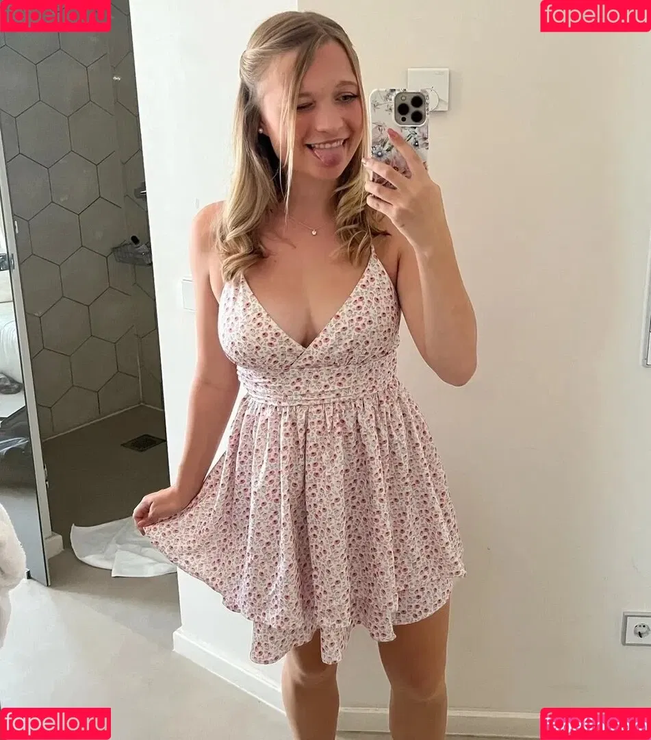 Lisa Küppers Onlyfans Photo Gallery 