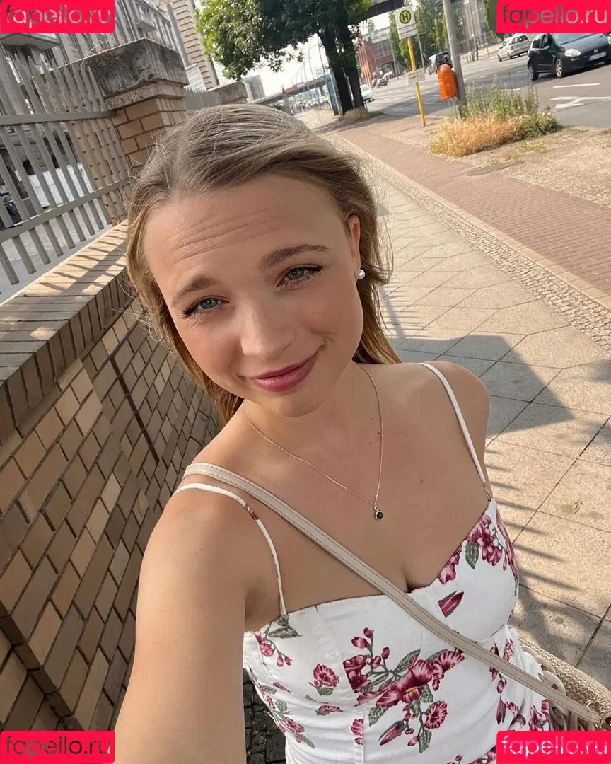 Lisa Küppers Onlyfans Photo Gallery 
