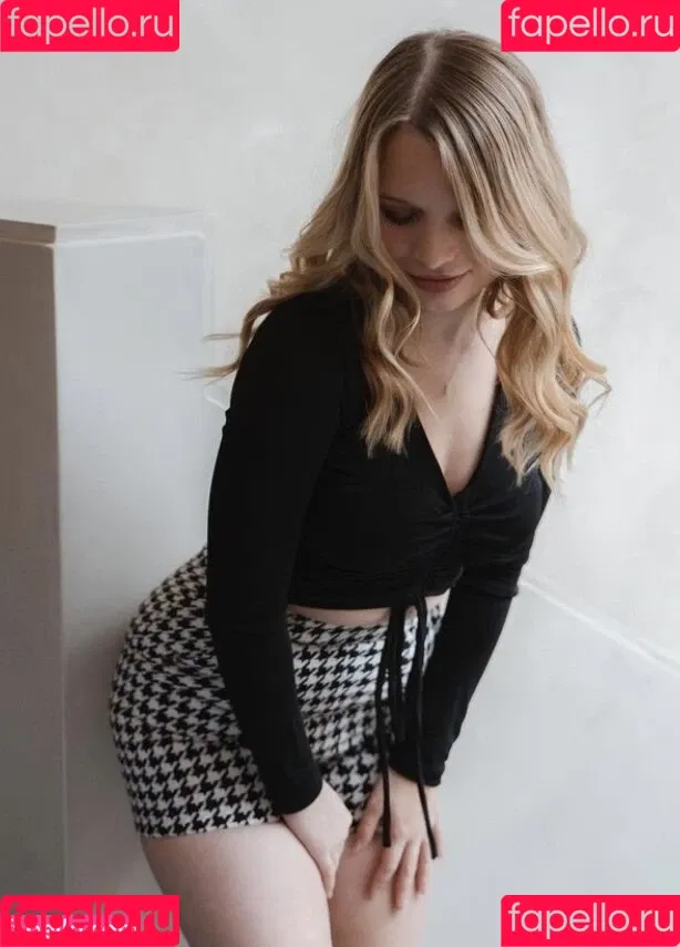 Lisa Küppers Onlyfans Photo Gallery 