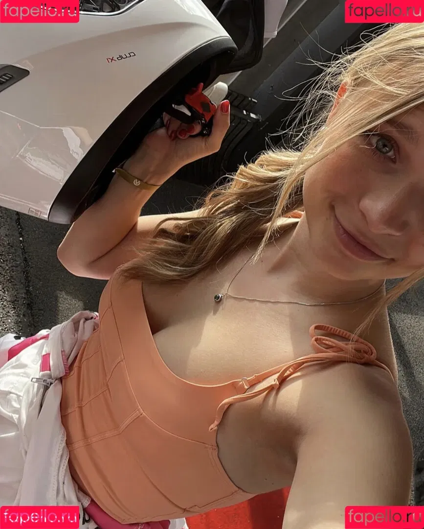 Lisa Küppers Onlyfans Photo Gallery 