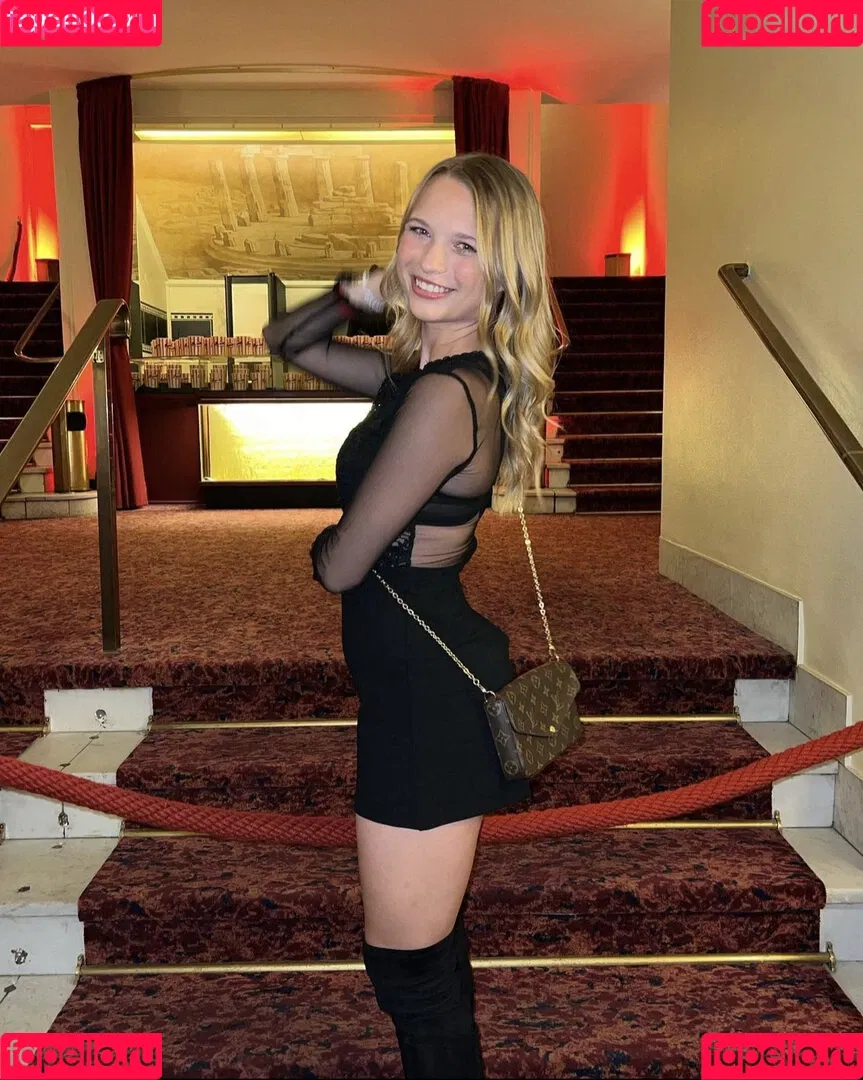 Lisa Küppers Onlyfans Photo Gallery 