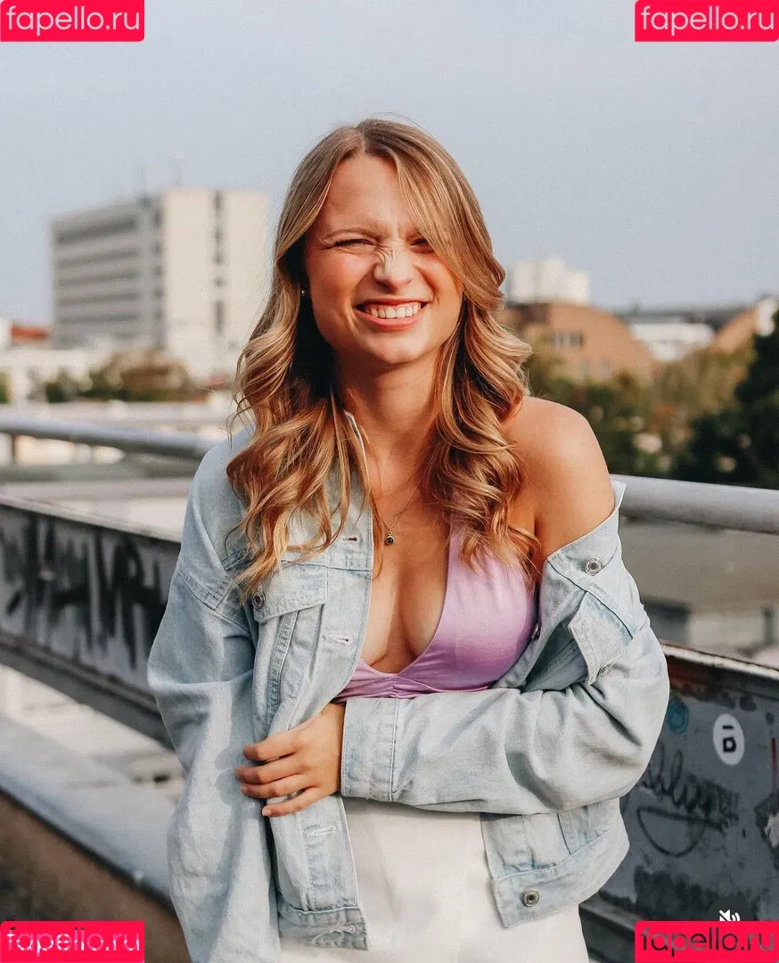 Lisa Küppers Onlyfans Photo Gallery 