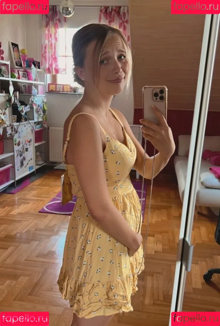 Lisa Küppers Onlyfans Photo Gallery 