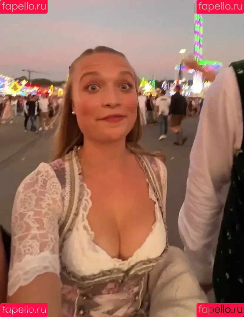 Lisa Küppers Onlyfans Photo Gallery 
