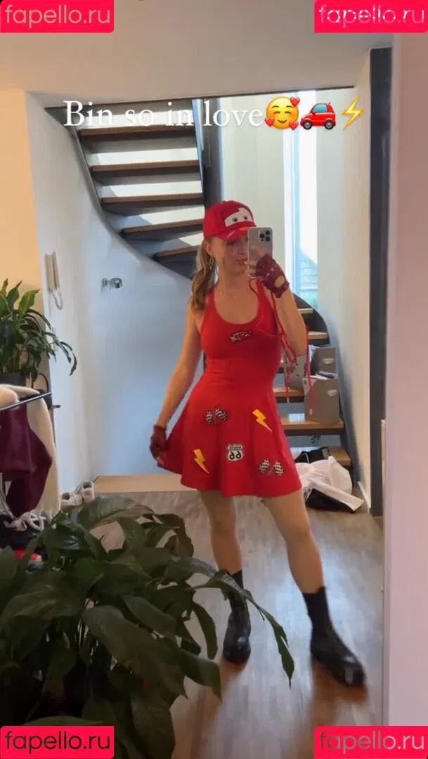 Lisa Küppers Onlyfans Photo Gallery 