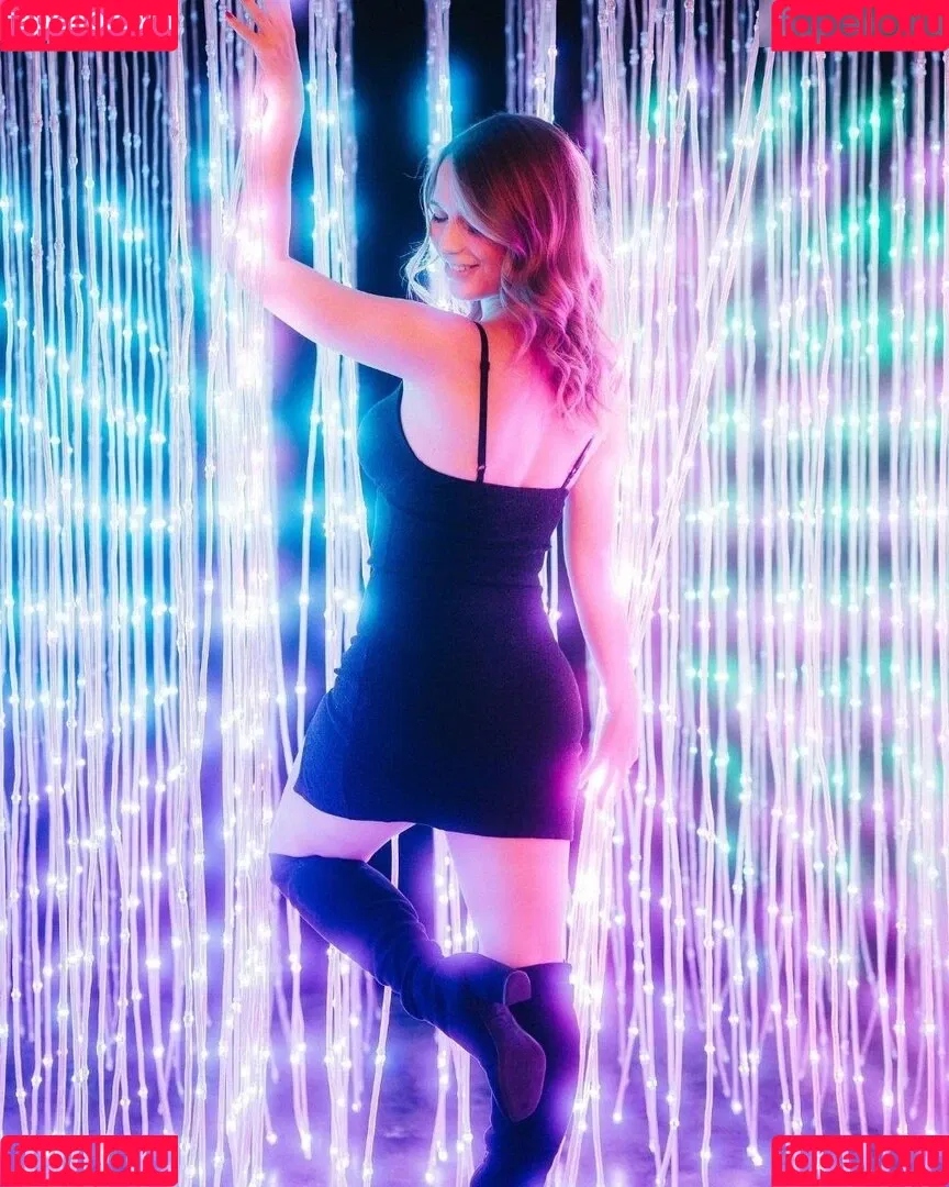 Lisa Küppers Onlyfans Photo Gallery 