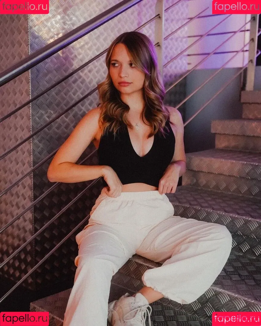 Lisa Küppers Onlyfans Photo Gallery 