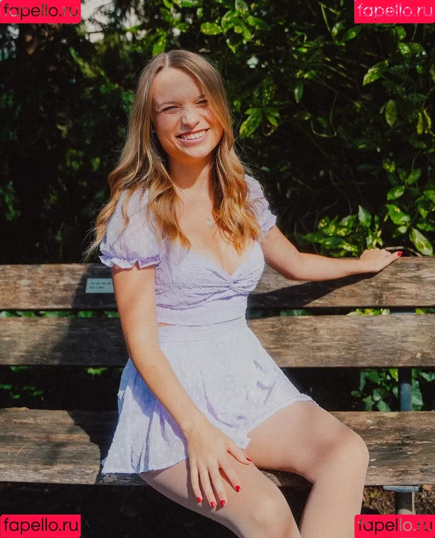 Lisa Küppers Onlyfans Photo Gallery 