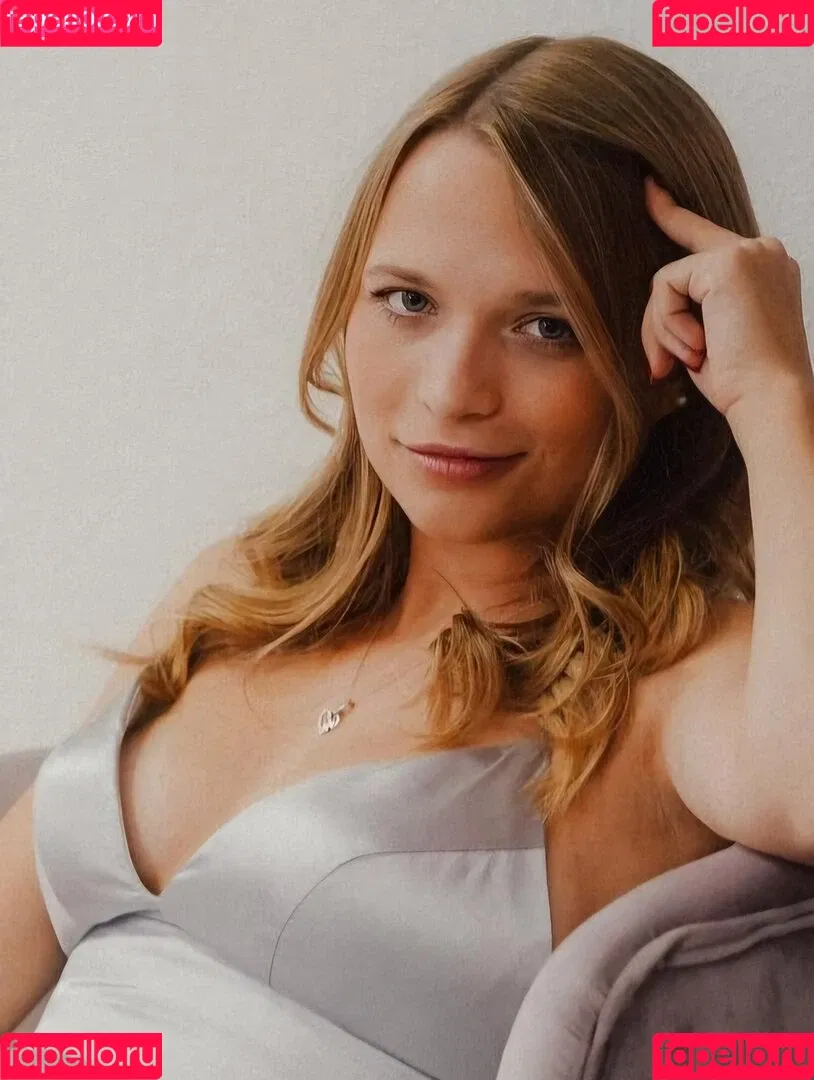 Lisa Küppers Onlyfans Photo Gallery 