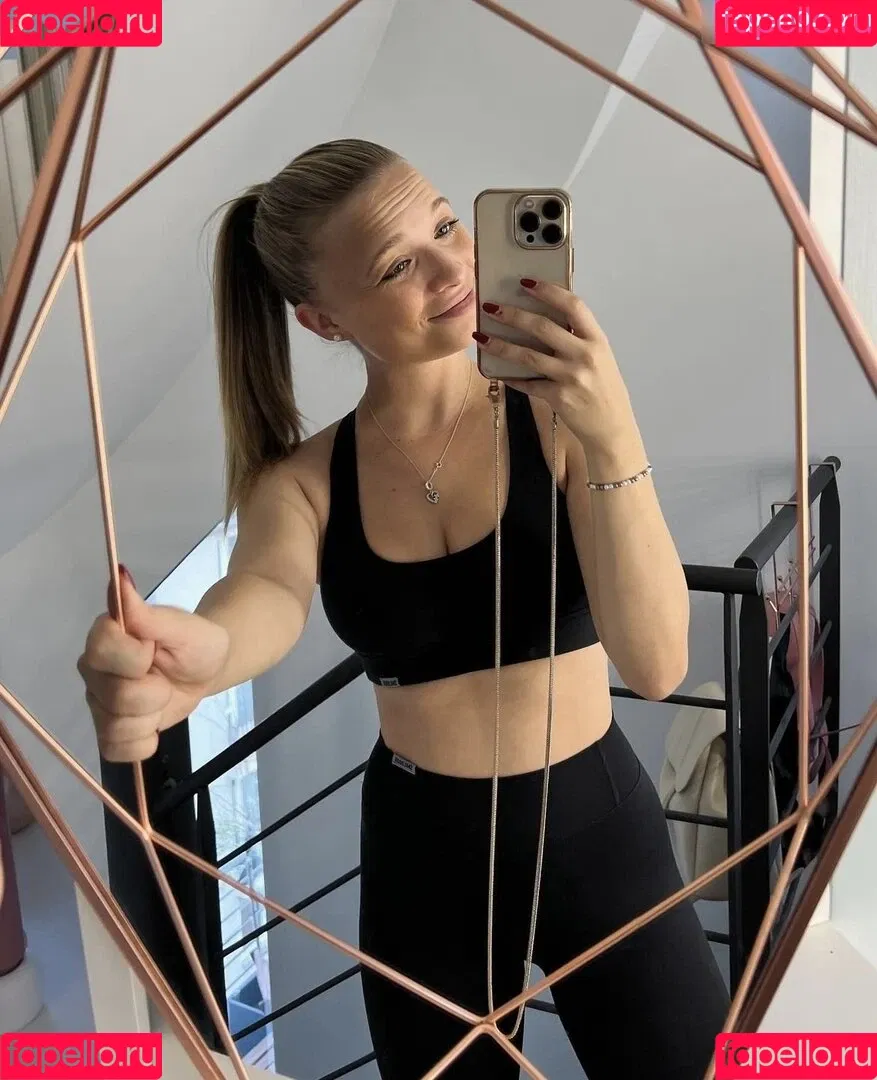 Lisa Küppers Onlyfans Photo Gallery 