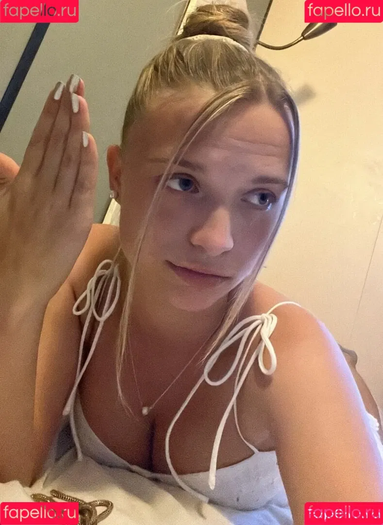 Lisa Küppers Onlyfans Photo Gallery 