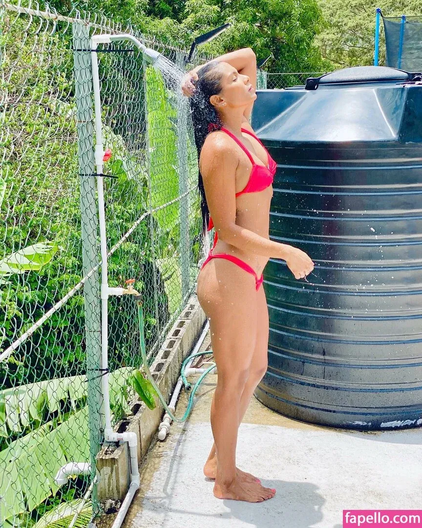 April Suraj Onlyfans Photo Gallery 