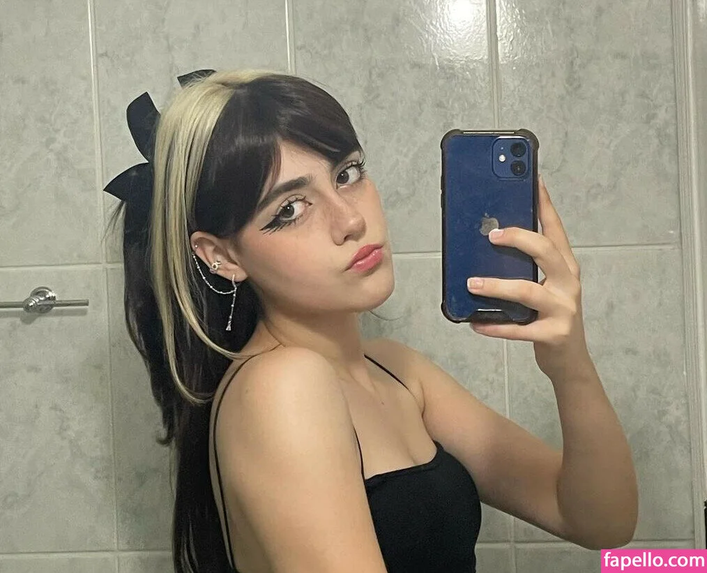 aangelarrochista Onlyfans Photo Gallery 