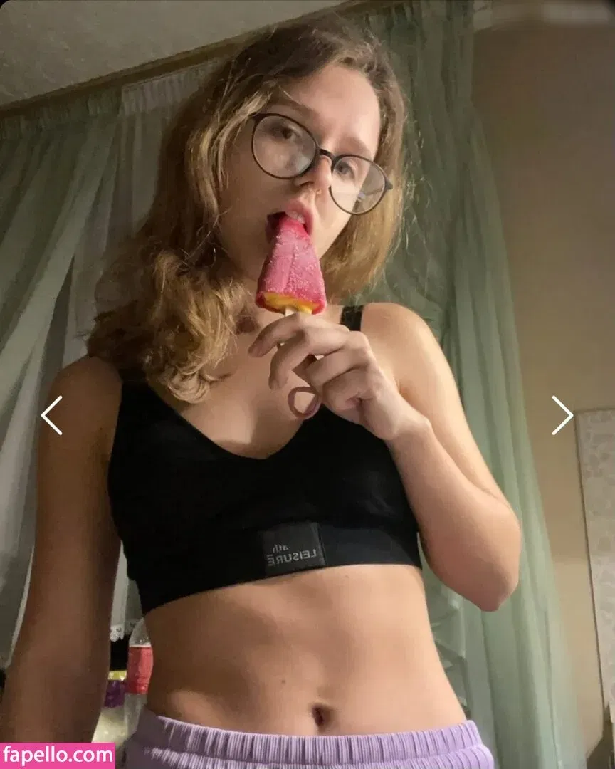 curly_decency Onlyfans Photo Gallery 