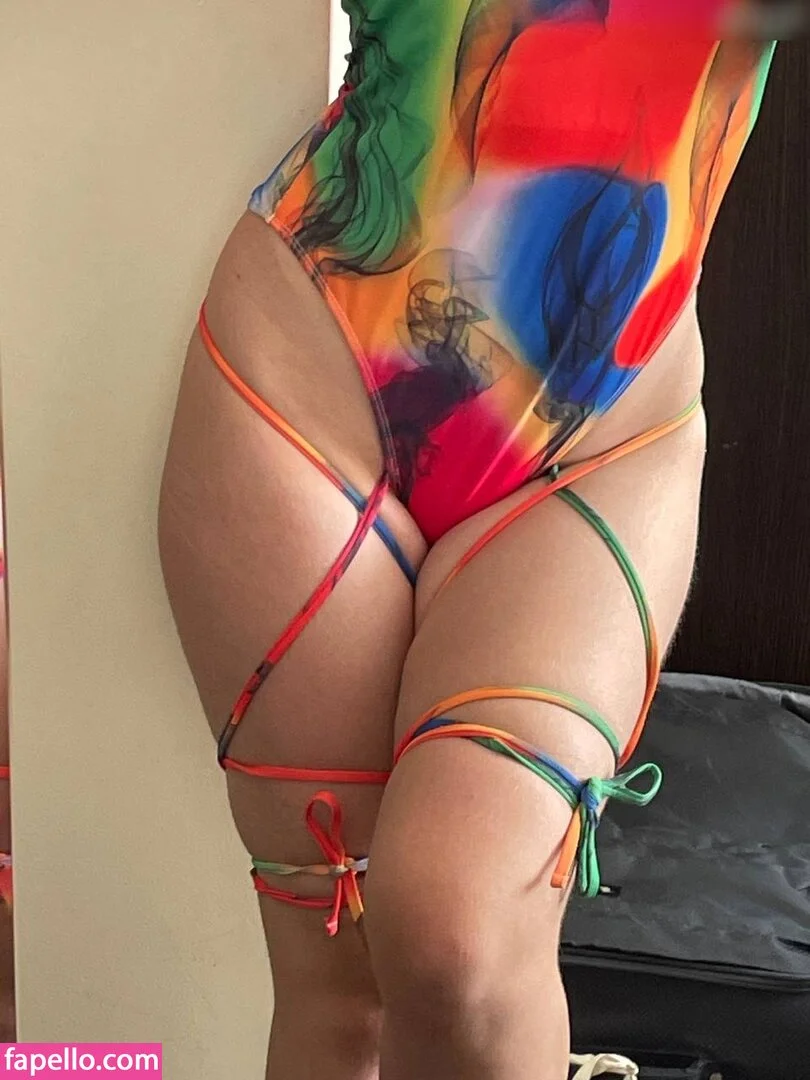 curly_decency Onlyfans Photo Gallery 