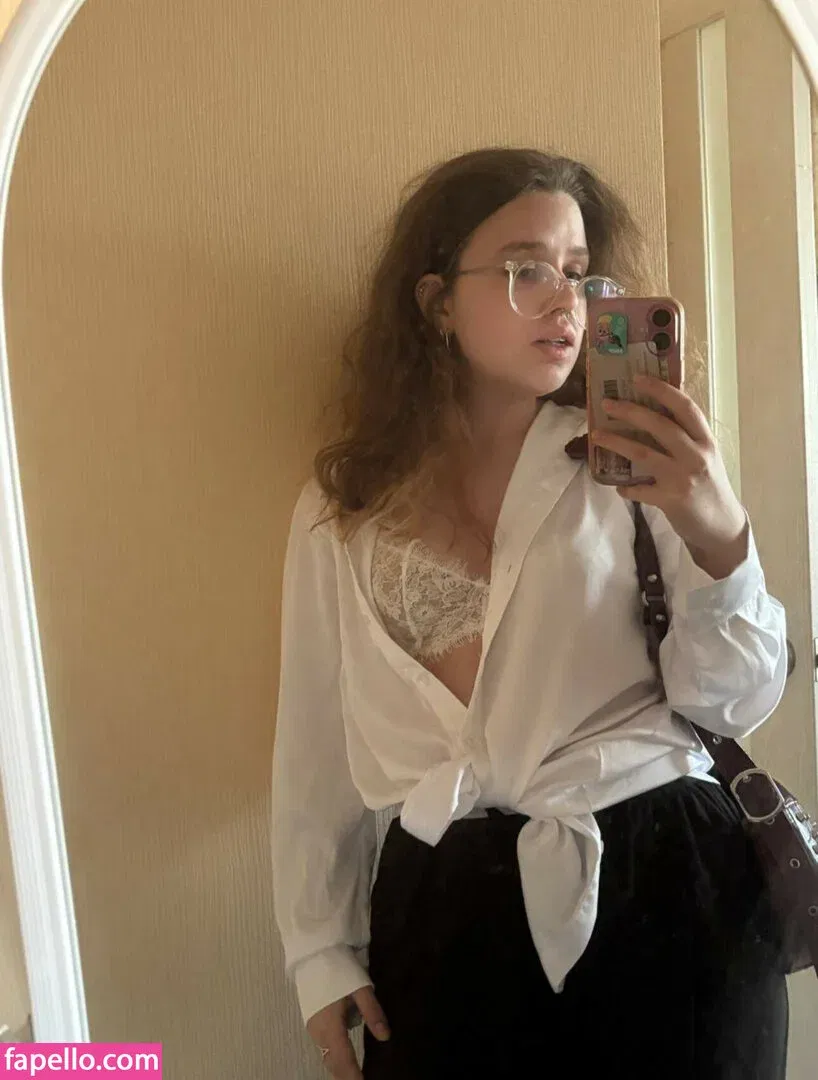 curly_decency Onlyfans Photo Gallery 