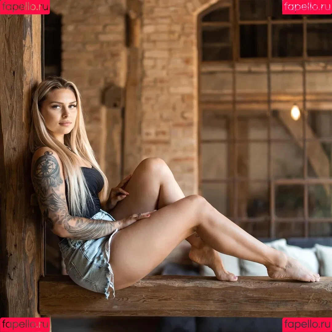 Xeniar6 Onlyfans Photo Gallery 