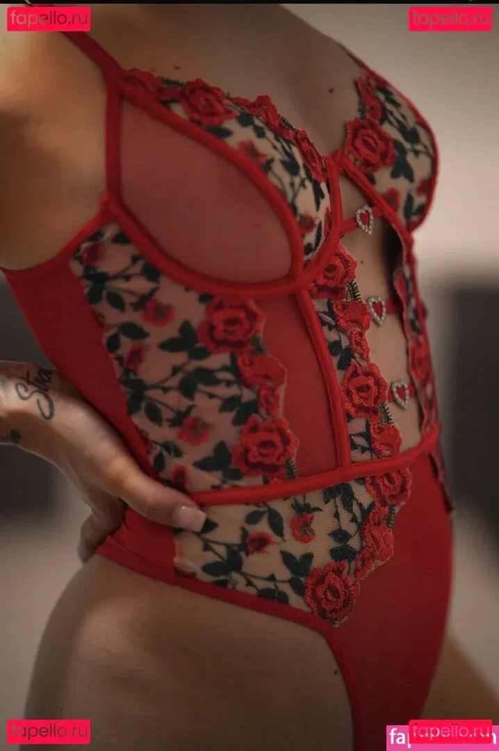 Xeniar6 Onlyfans Photo Gallery 