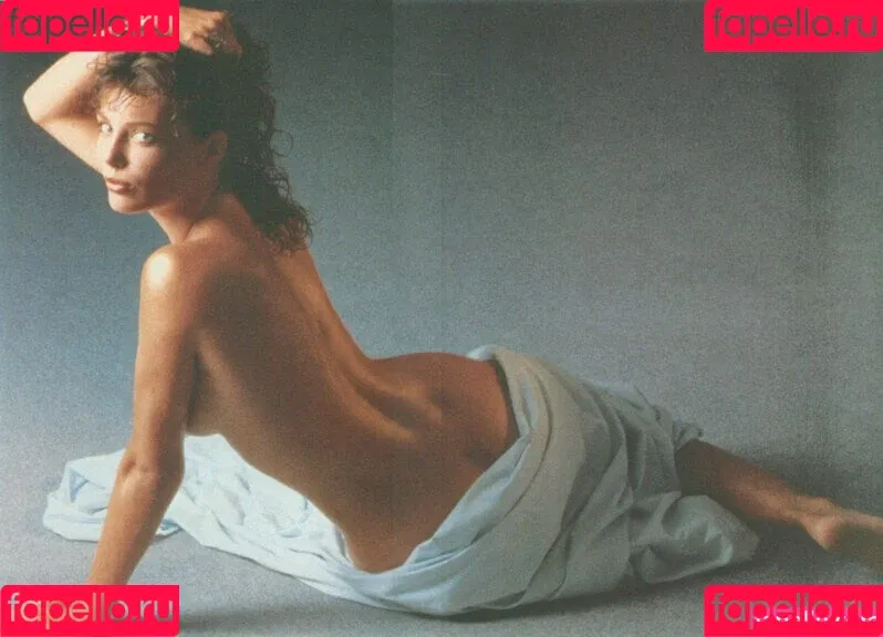 Kelly LeBrock Onlyfans Photo Gallery 