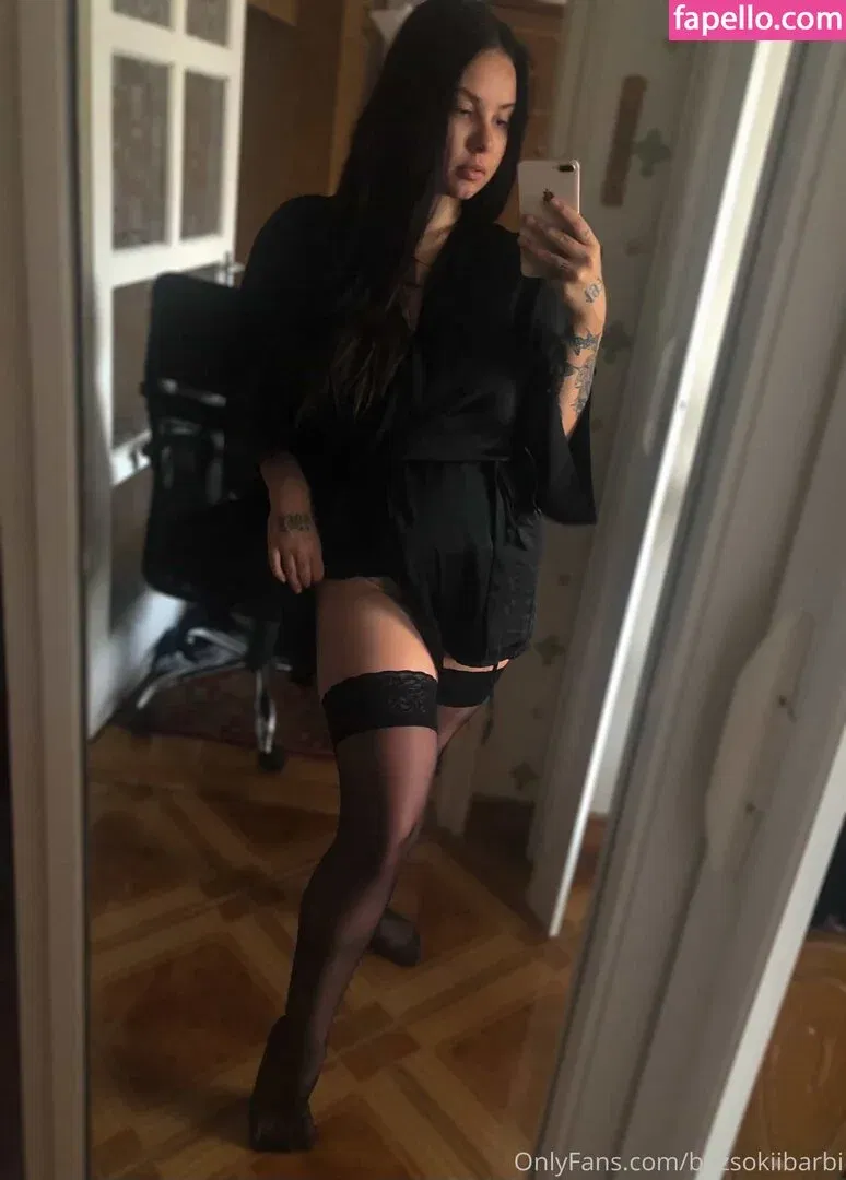 Bozsokii Barbi Onlyfans Photo Gallery 