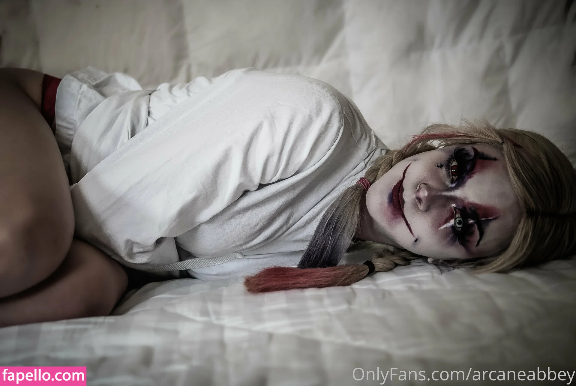 arcaneabbey Onlyfans Photo Gallery 