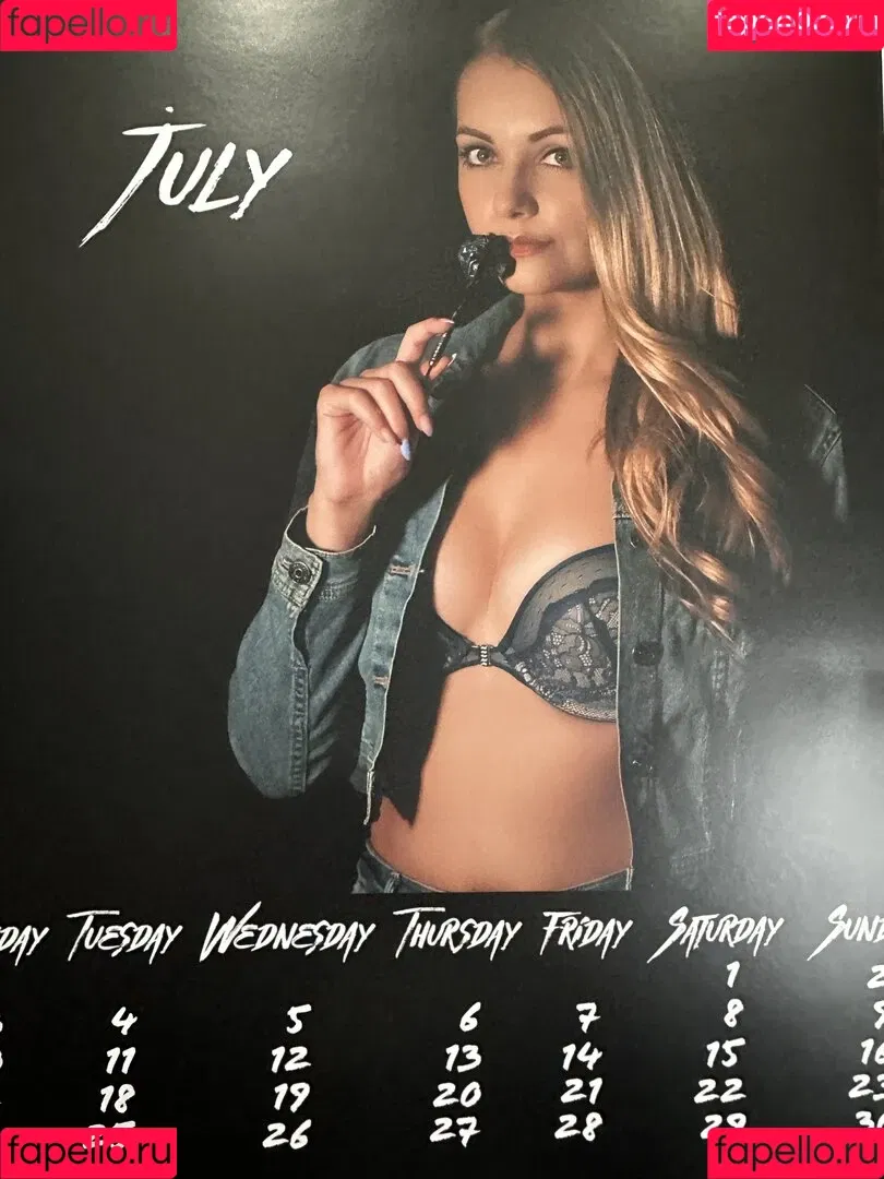 Sarah Milkowski Onlyfans Photo Gallery 