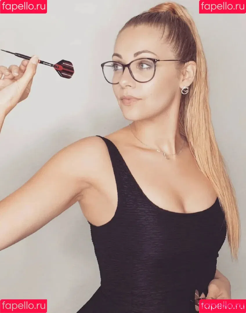 Sarah Milkowski Onlyfans Photo Gallery 