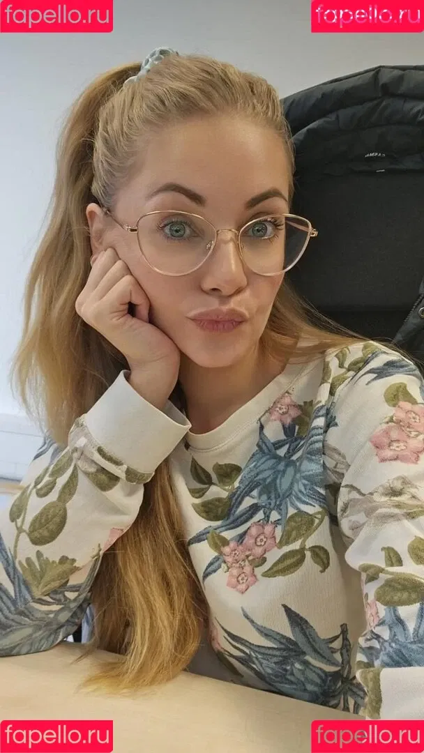 Sarah Milkowski Onlyfans Photo Gallery 