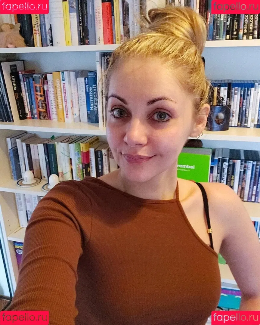 Sarah Milkowski Onlyfans Photo Gallery 